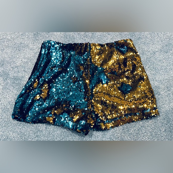 Sequin shorts NWT - Picture 2 of 3
